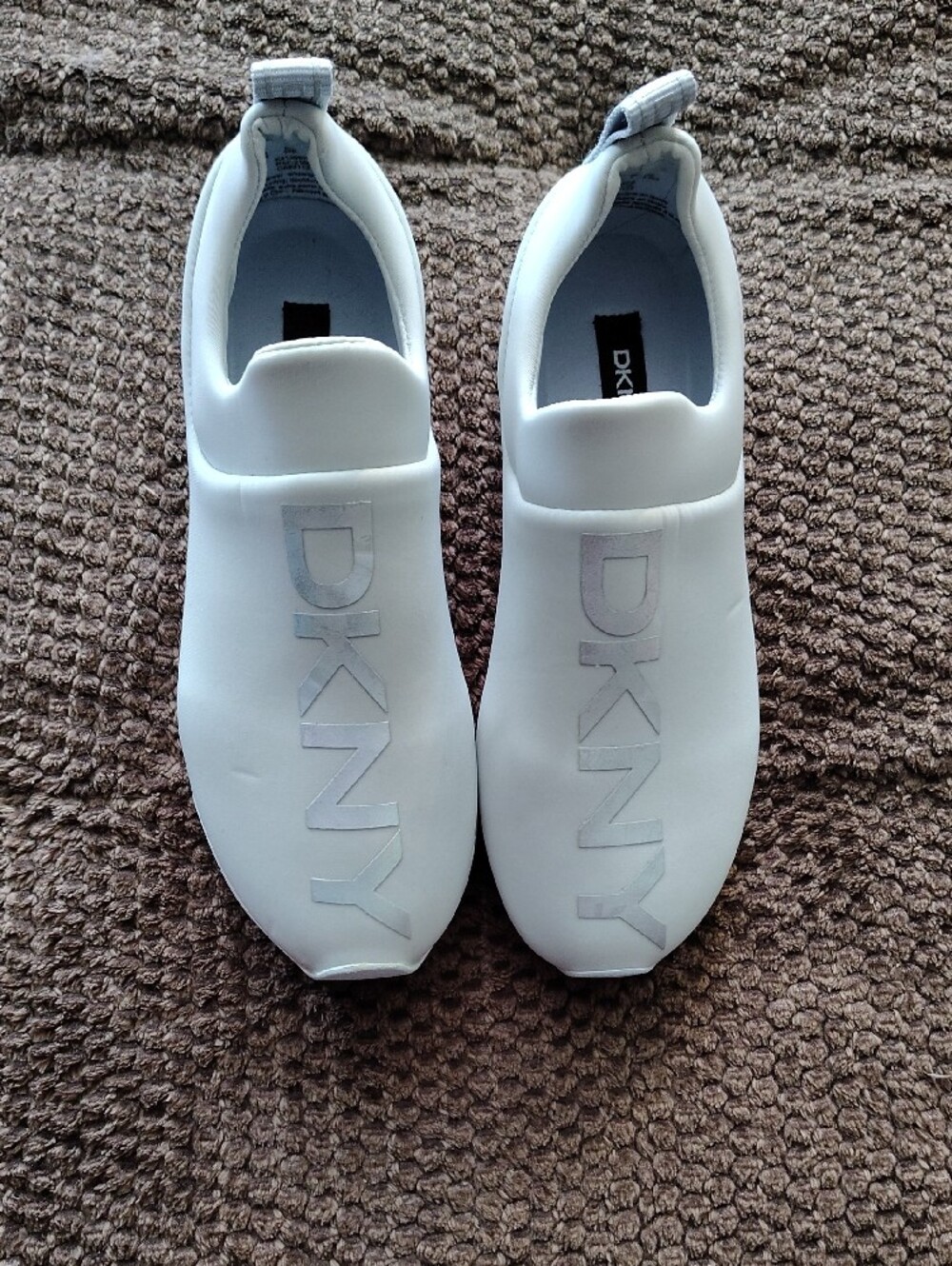 DKNY Women’s Cream Slip-On Logo Sneakers